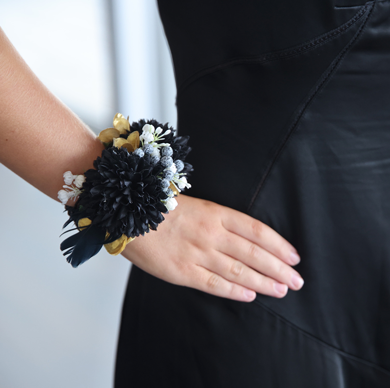 Black and Gold Feathers Wristlet